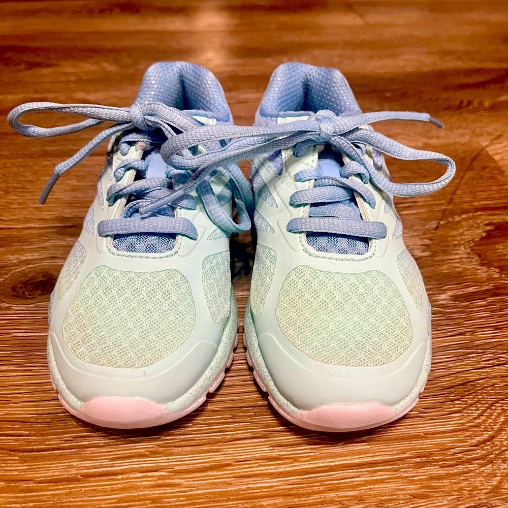 Girls size 12C Fila sneakers